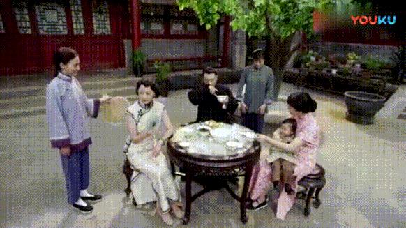 老北京人体验豆汁儿,北京豆汁儿北京当地人喝吗