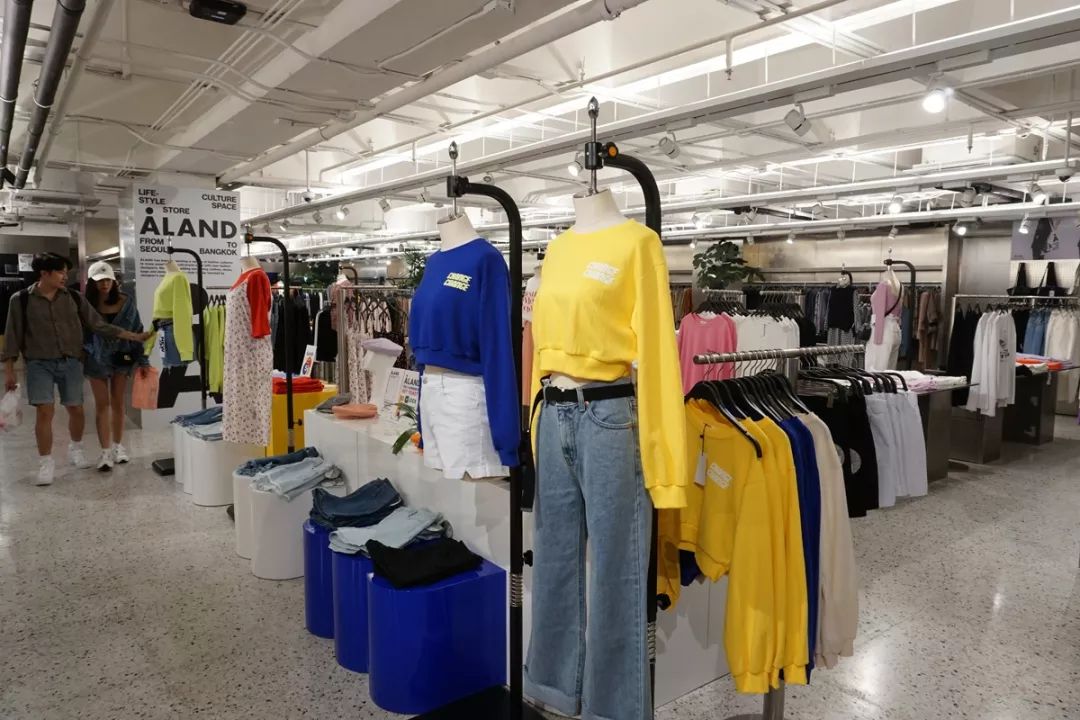 泰国曼谷有哪些值得买的衣服,泰国有哪些潮牌店