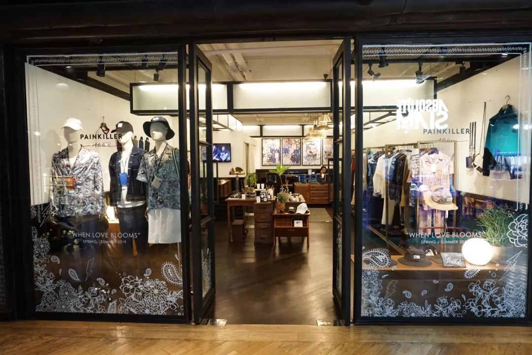 泰国曼谷有哪些值得买的衣服,泰国有哪些潮牌店