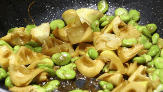 男孩吃了两勺这个菜，抢救了两周！什么菜啊？