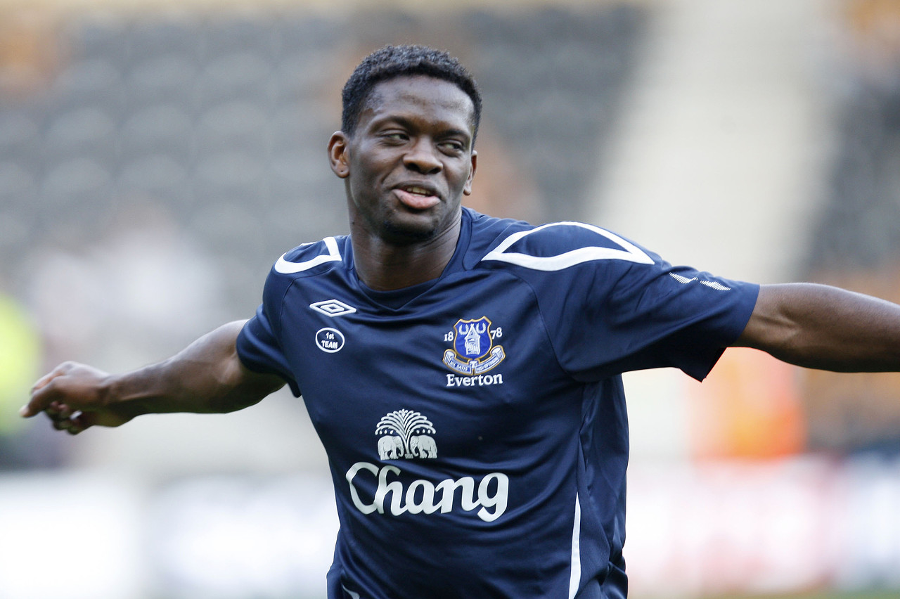 【足坛掌故】萨哈——曼联黄金时代的9号