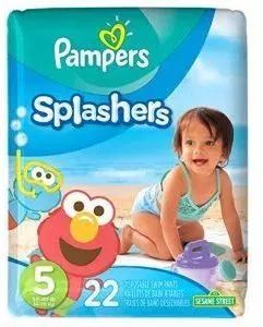 宝宝海边玩沙玩水,带娃最轻松方式莫过于挖沙