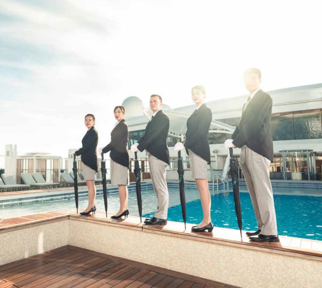 邮轮旅行更多的是以船上体验为主,国际邮轮旅行者绝佳海岸之旅