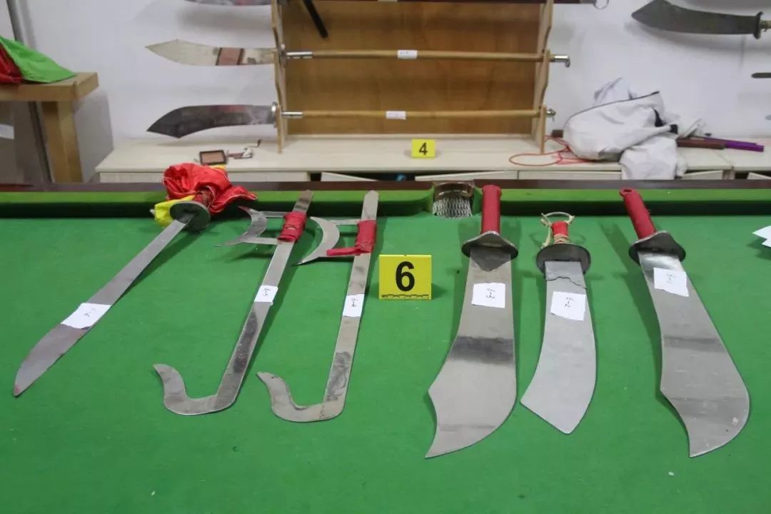 清远周某文谢某杰案情,清远周某文等人涉嫌套路贷