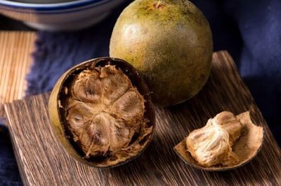 喉炎咳嗽和普通咳嗽的区别,耳鼻喉痒是过敏引起的吗