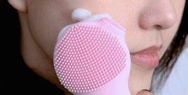 脸不干净有啥洗面奶好用,脸洗不干净用的护肤品