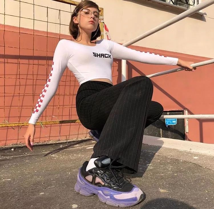 保姆级拍照姿势很火,保姆级拍照动作教程