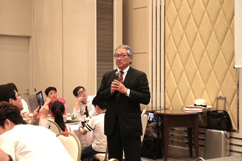 这个进口品牌带几百个渠道商游日本要深挖中国化妆品店