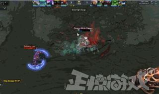 正惊GIF囧图：史上最硬核的学霸，女装大佬是怎么坐地铁的？