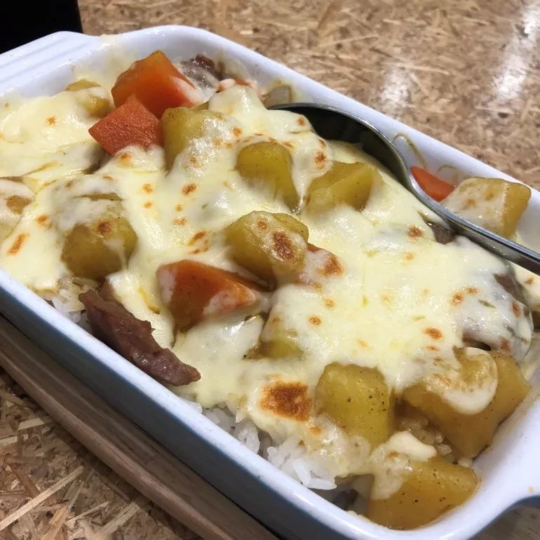 听说，BISUer要达到100℃才能毕业