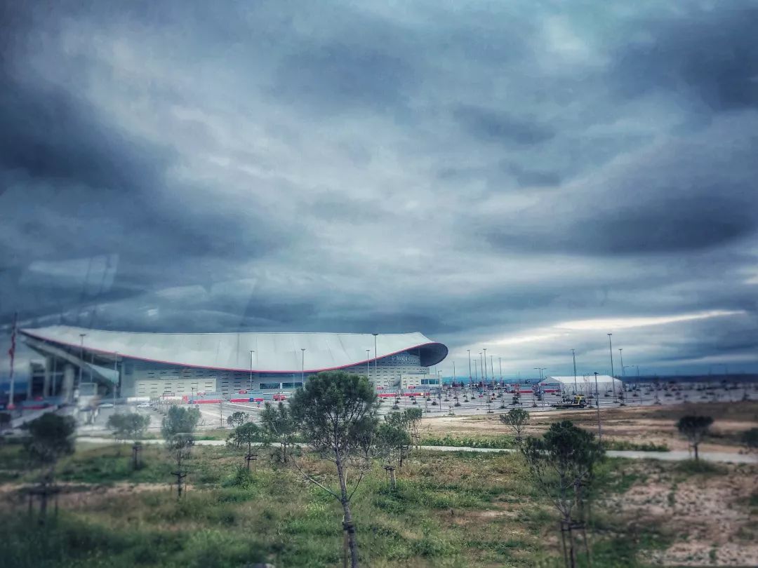 去欧冠现场看比赛有中国解说吗,去现场看欧冠皇马vs曼城