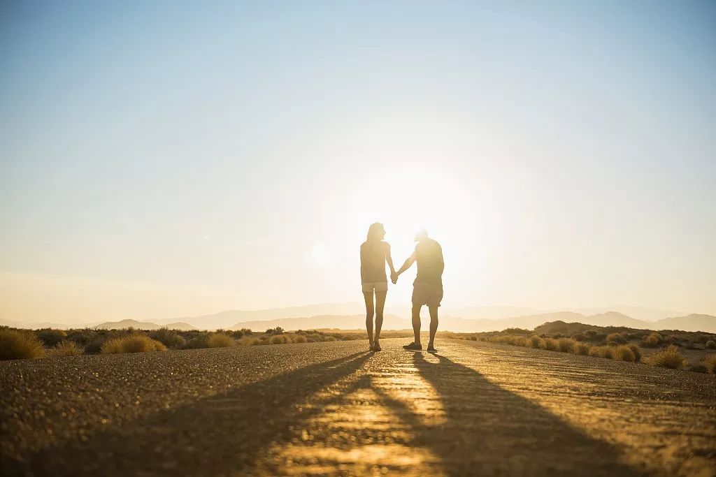 再好的感情也经不起谈钱,好的感情真的需要谈钱