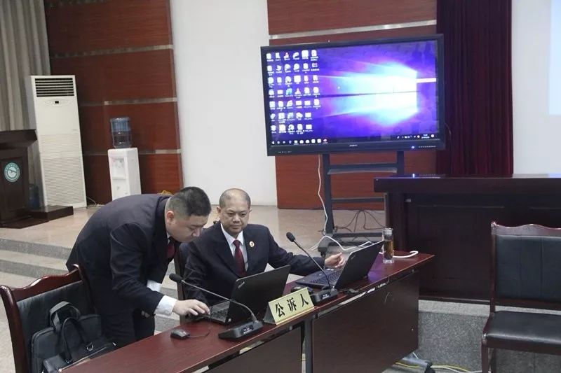 法治副校长进校园法治教育活动,法制副校长赴学校上好开学第一课