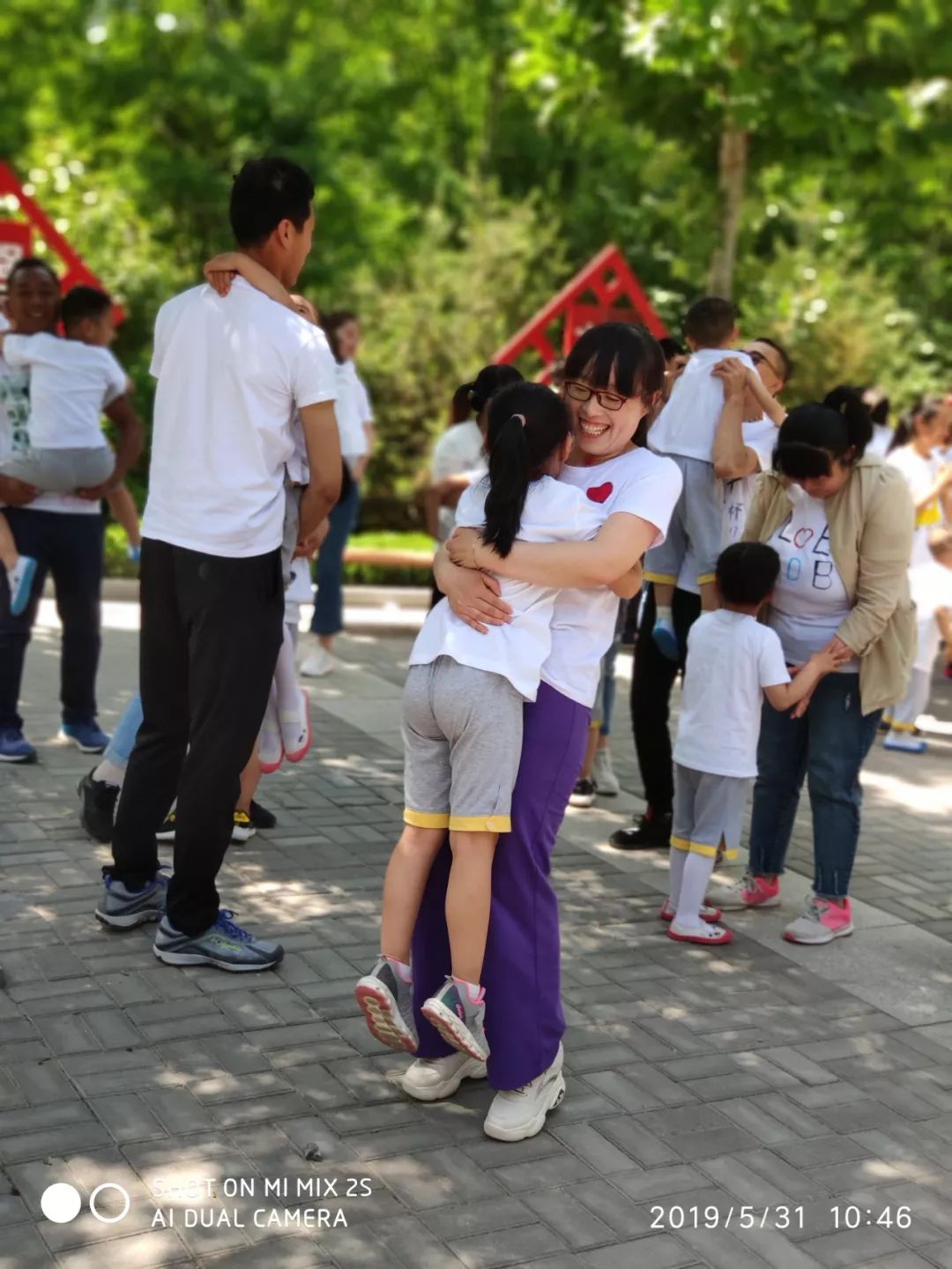 巾帼文明艺术团庆六一活动集锦,姐妹们庆六一活动