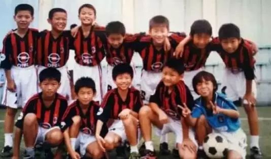 王霜采访家人,王霜家庭情况