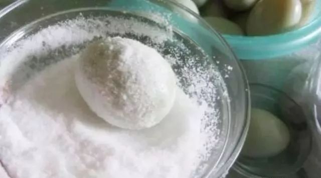 腌制咸鸭蛋不用水的视频,腌制咸鸭蛋不放腌制油应该怎么做