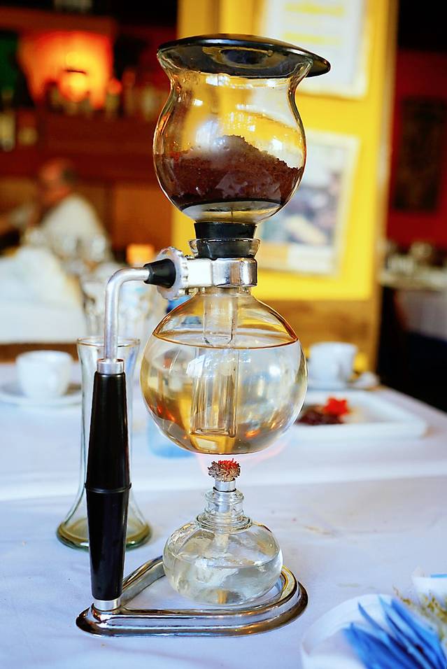 巴西是怎么成为足球王国的,巴西足球王国