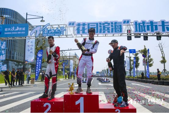 甯﹀瀛愬埌澶箹鑺辨捣缃戠孩鎵撳崱,鍋囨湡甯﹀瀛愭父婊ㄦ捣婀捐姳娴烽噷