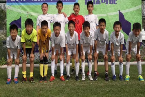 江南实验学校喜报,江南实验六年级第一届篮球赛