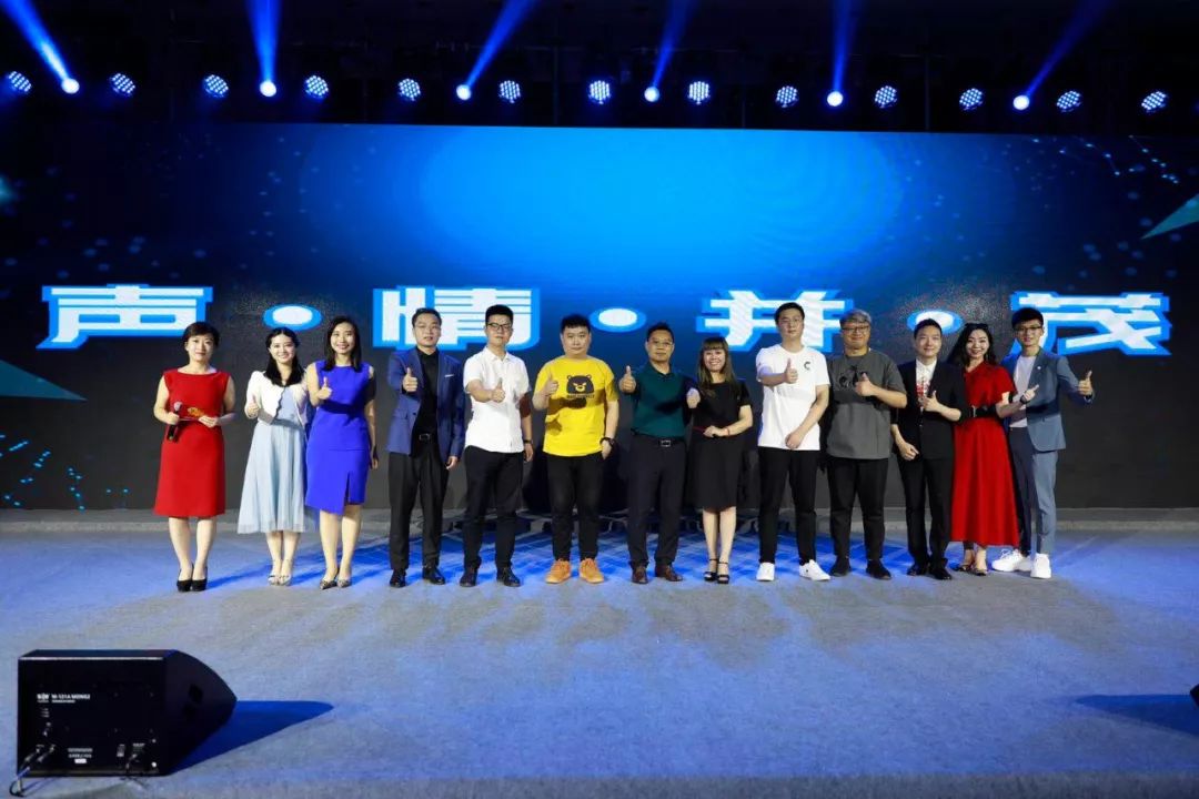 十佳公开投票,投票选出最佳球员