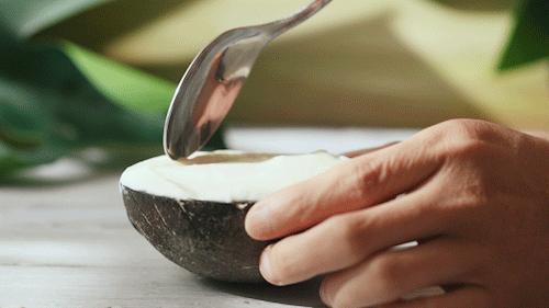 一到夏天就只剩半条命,一到夏天又把命交给了空调