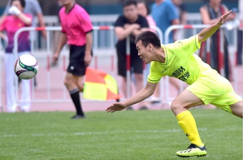 你们是运动场上最亮丽的风景,绿茵场上的惊艳时刻