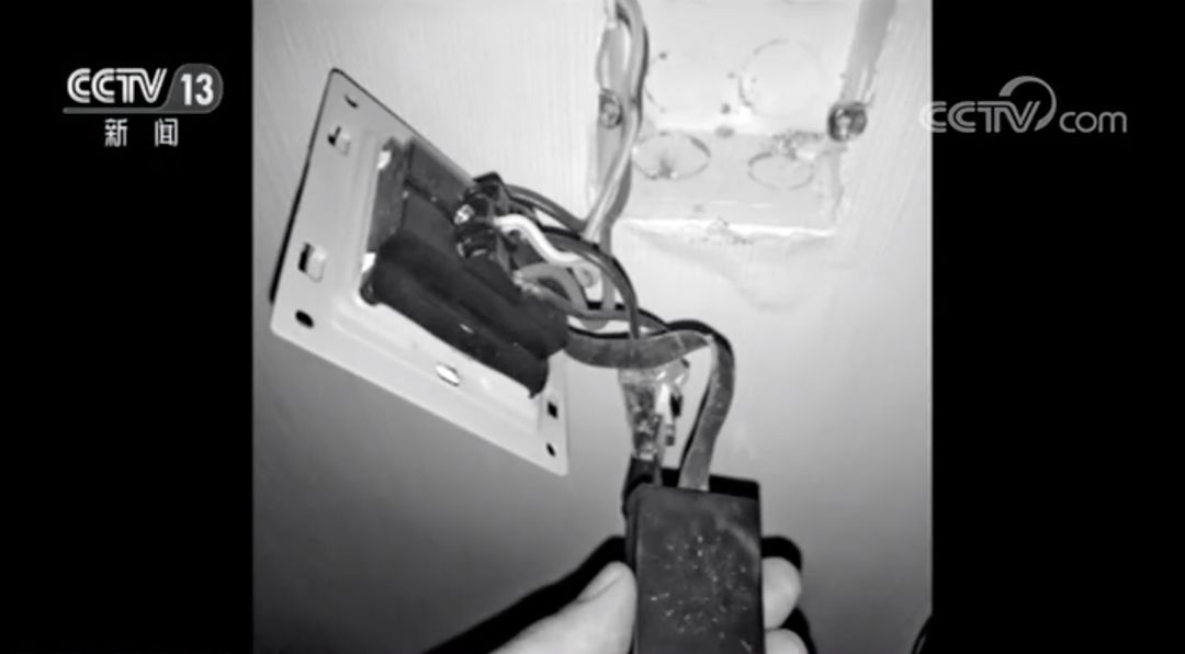 合租室友用洗衣机洗内衣,合租室友半夜洗澡洗衣服