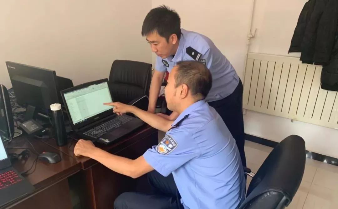 粤港警方成功侦破一起网络赌博案,警方逮捕多名私彩赌博人员