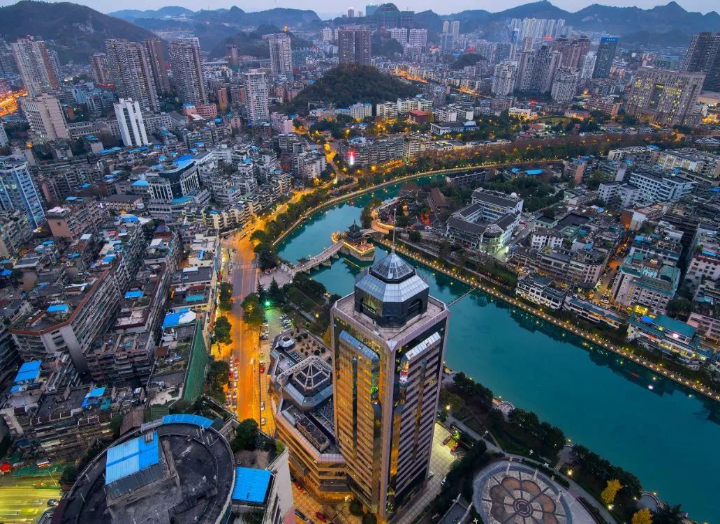 贵阳夏天气温最高多少,贵阳夏天最高气温是多少度