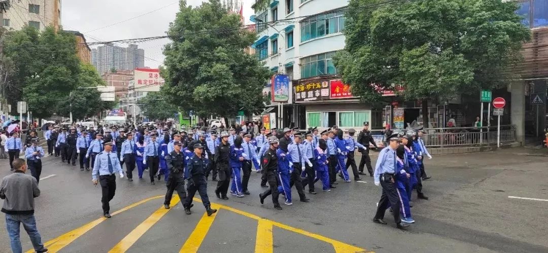 【践行新使命忠诚保大庆】凝心聚力，同向而行