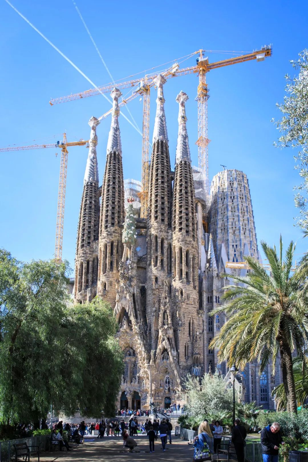 欧洲旅游教堂推荐,去欧洲旅行一定去五大教堂和城堡