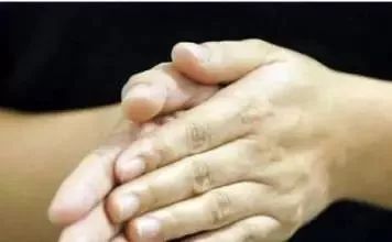 身体经常搓一搓强身健体延年益寿,身体六处搓一搓胜过吃补品