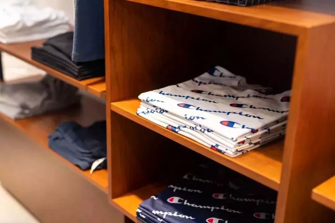 耐克，匡威低至4折再享折上折！人气品牌第二件折上5折！年中大促，嗨购10天，来杉井随便买