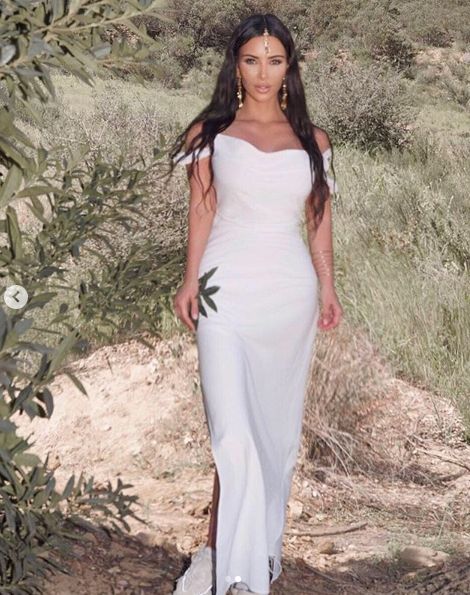 卡戴珊又搞作妖!因为自创内衣品牌的名字,她正被全日本人怒骂....