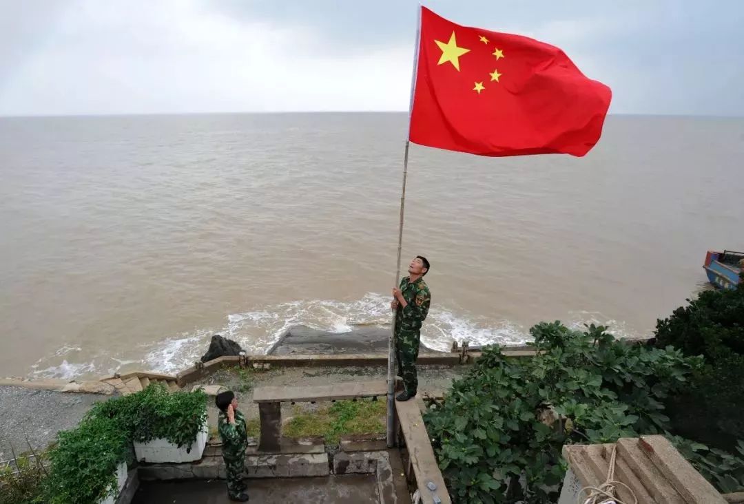 经历世事沧桑依然初心不改,岁月流逝初心不改的话