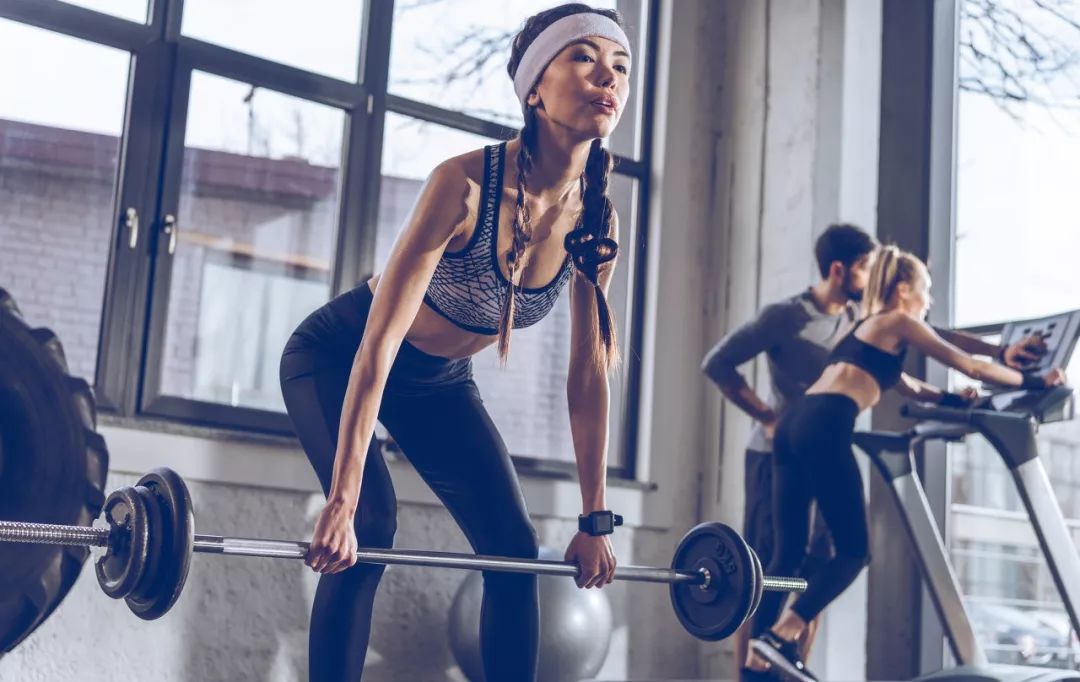 下沉式购物中心效果图,购物中心如何打造