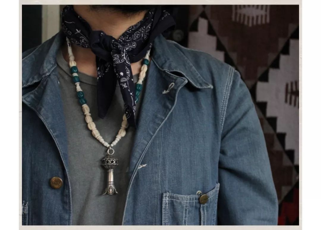 六叔的银饰没我的帅，还没我的便宜