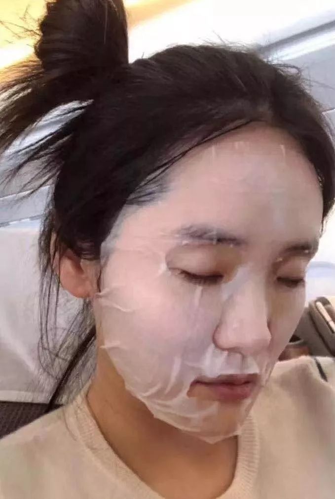 分手辟谣花式复出热度狂飙，2天演绎翻身大戏