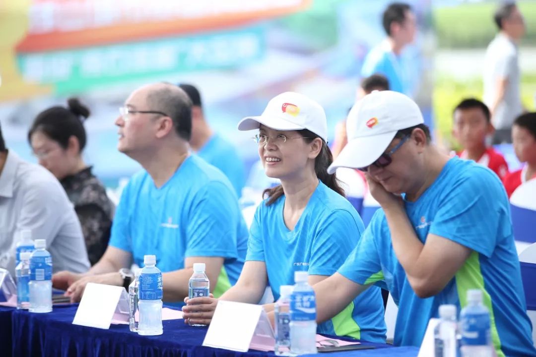 超燃超有气势运动会开幕式,很燃的足球比赛