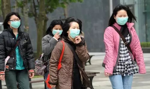 您为什么非得在车底：阿杜的亚文化再研究