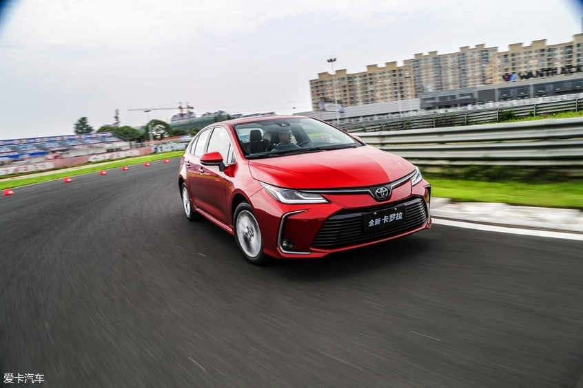 12代卡罗拉上市时间,丰田卡罗拉从第一代到12代