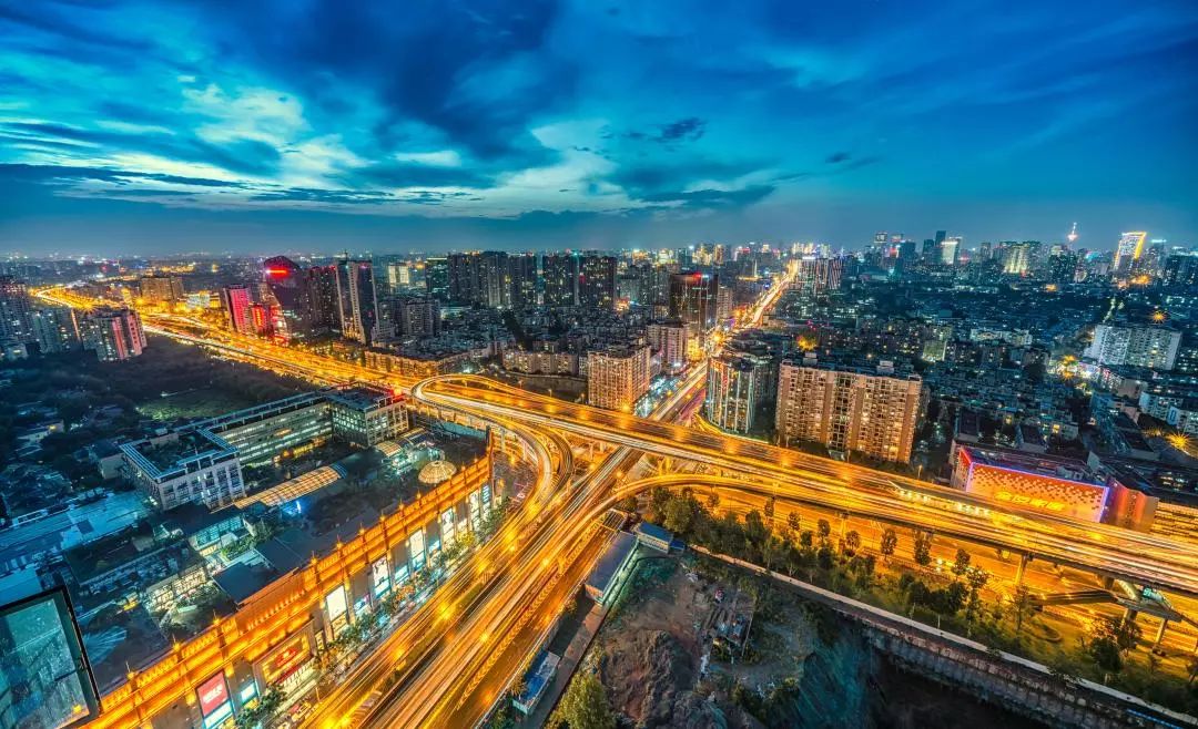 成都银泰公寓租金,成都海伦天麓公寓租金