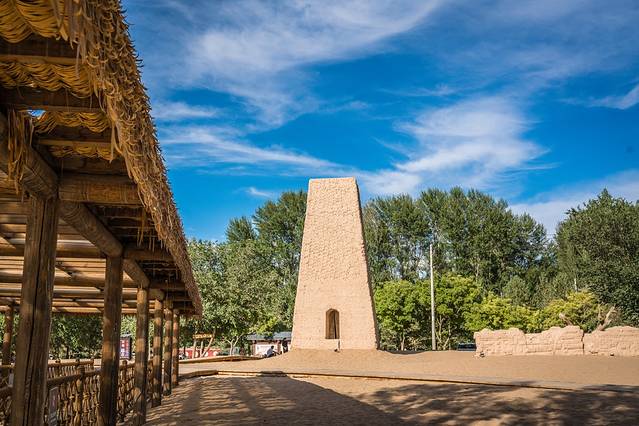 没想到，真有人在大漠建了一座能看星星的边城驿站