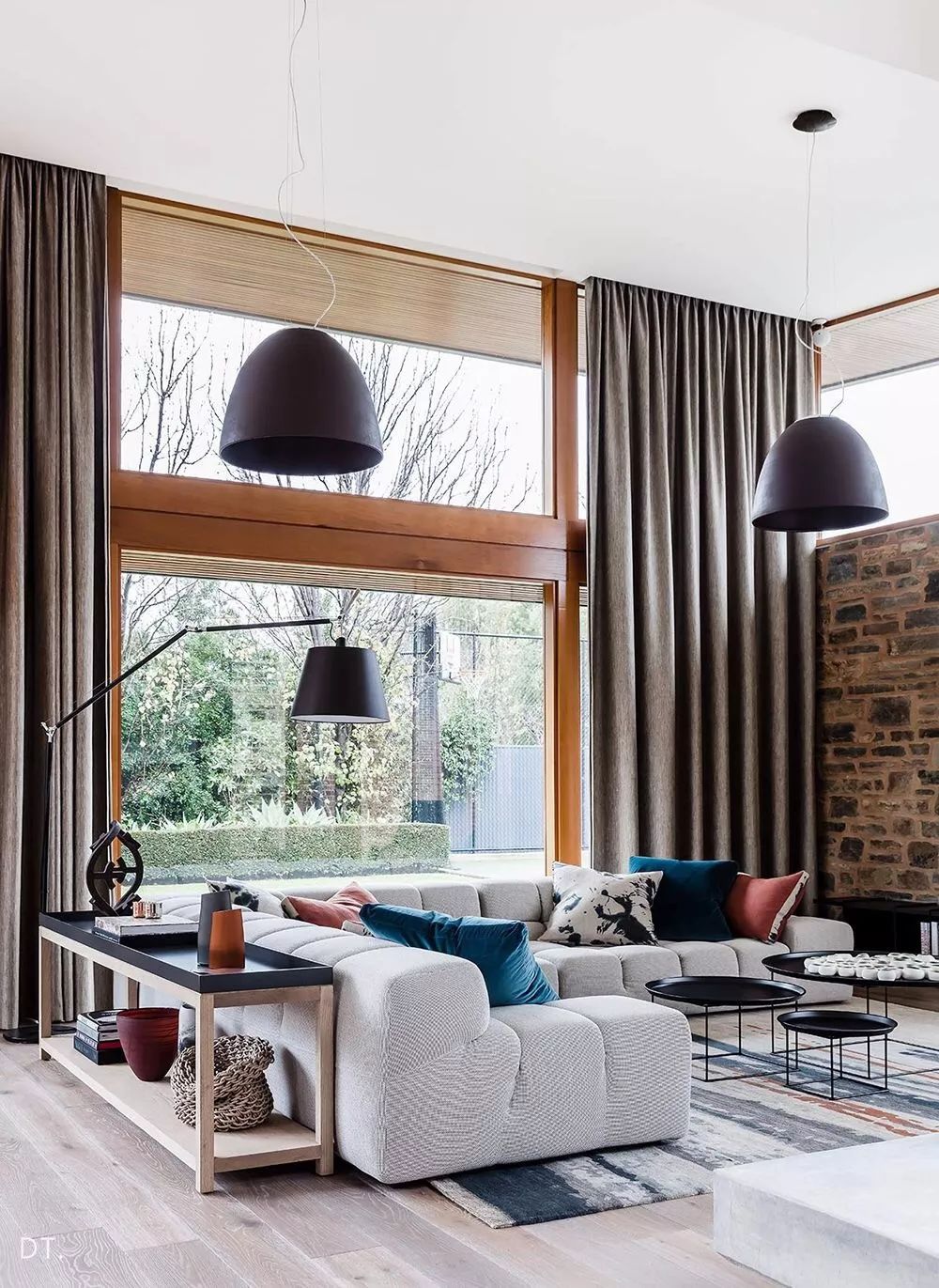 沙发承载了你的惬意,客厅沙发就是家的一道最美的风景