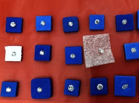 海关行李箱内查获巨款如何处理,行李箱里放现金过海关被查