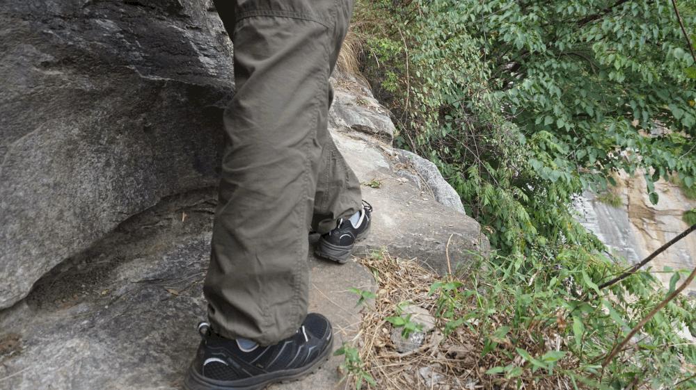 探路者户外登山鞋goretex,探路者和北面的登山鞋对比