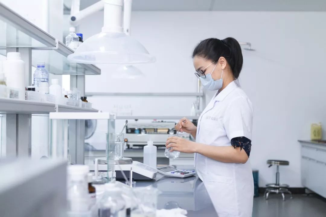 用黑头仪吸完黑头黑头还会再长吗,黑头别膨胀3招把你刷光光