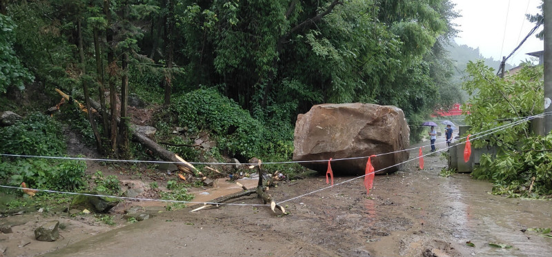 万源市今日暴雨预警情况,万源暴雨