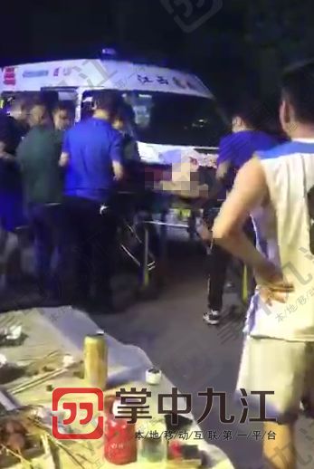 一名男子踢球猝死新闻,50岁男子踢足球猝死