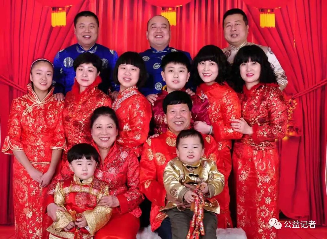 参观陕西省70周年成就展图片,陕西省新中国成立70周年成就展